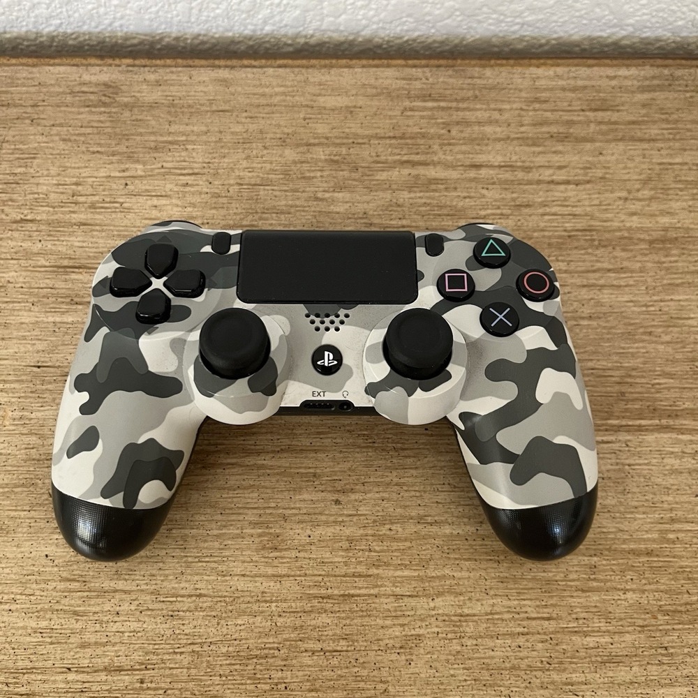 PS4 Gray‎ Camouflage DualShock 4 Controller Tested And Working!